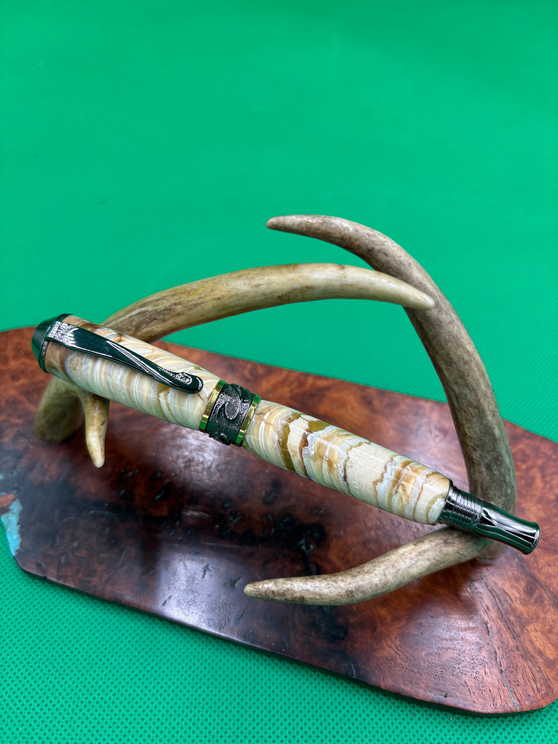 Mammoth Tooth Nouveau Sceptre Fountain Pen Gun metal & 22kt Gold